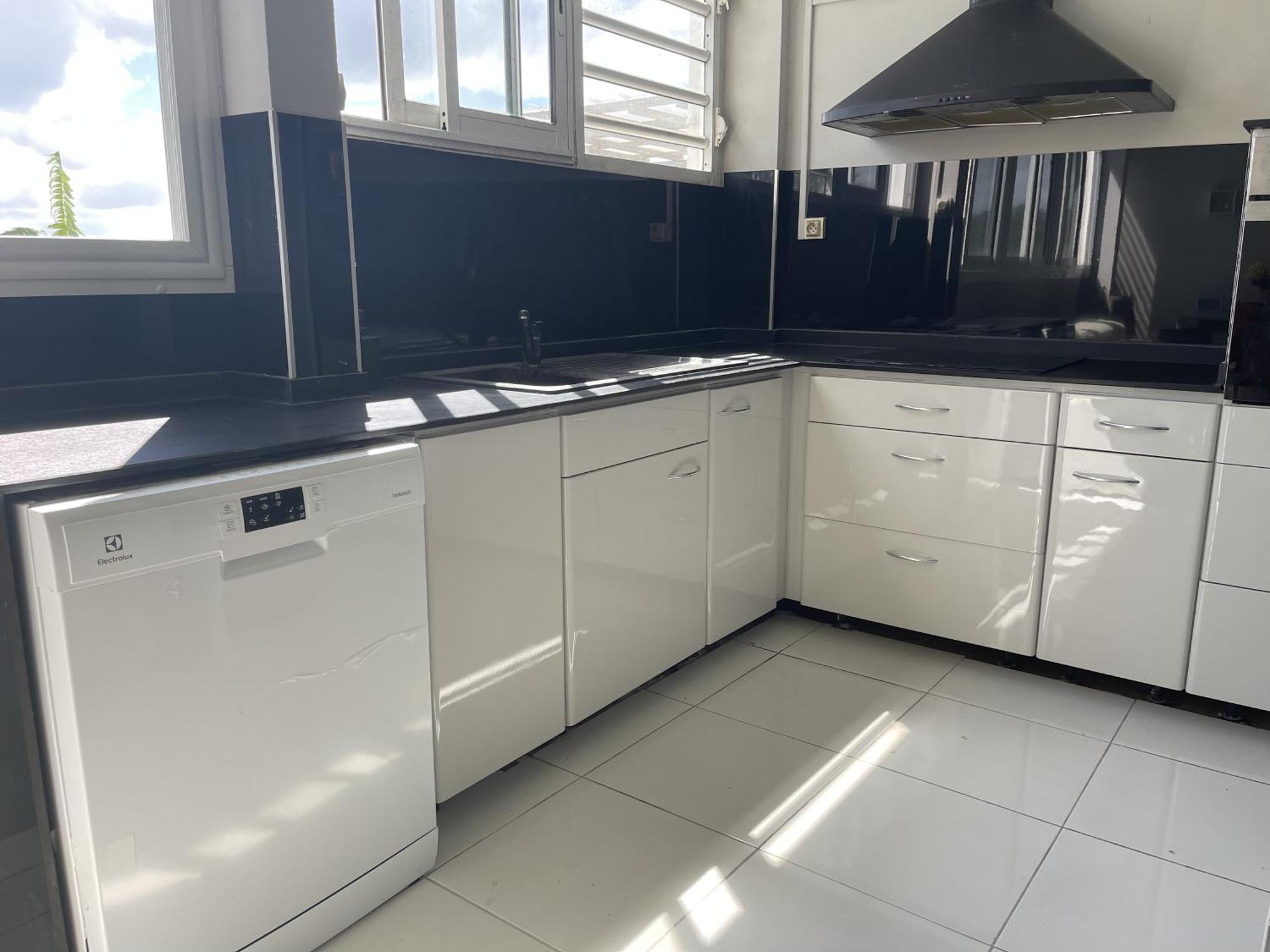 Appartement Lalau Avec Vue Sur La Mer Et Piscine Schoelcher Exteriér fotografie
